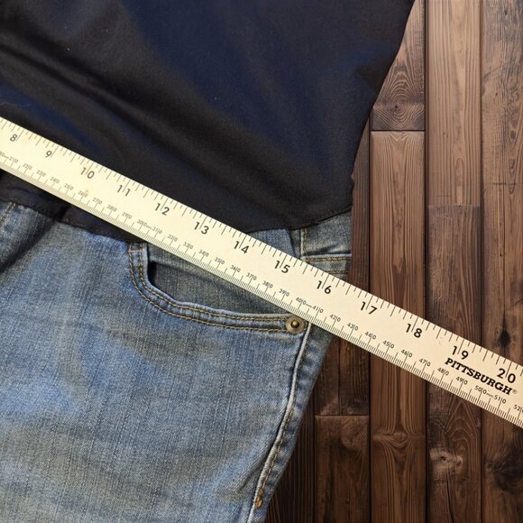 Liz Lange Maternity Bootcut Jeans - Picture 7 of 8